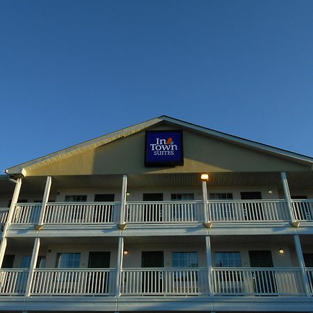 Sun Suites Of צ'סאפיק מראה חיצוני תמונה