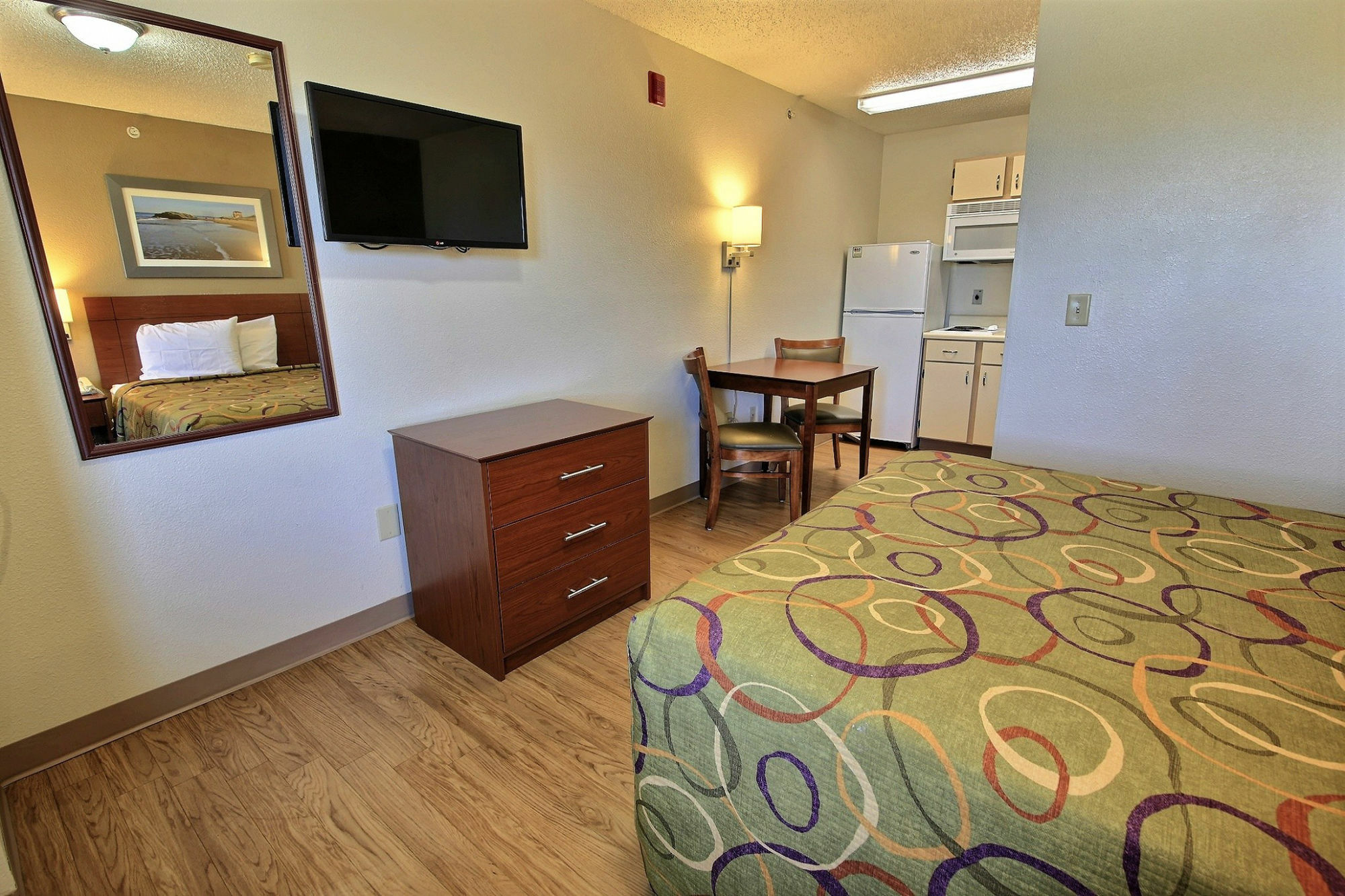 Sun Suites Of צ'סאפיק מראה חיצוני תמונה